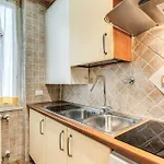 Sapphire Apartment
